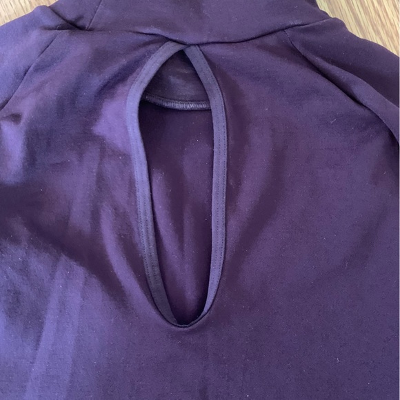 Aritzia Babaton contour turtleneck bodysuit - Picture 4 of 5